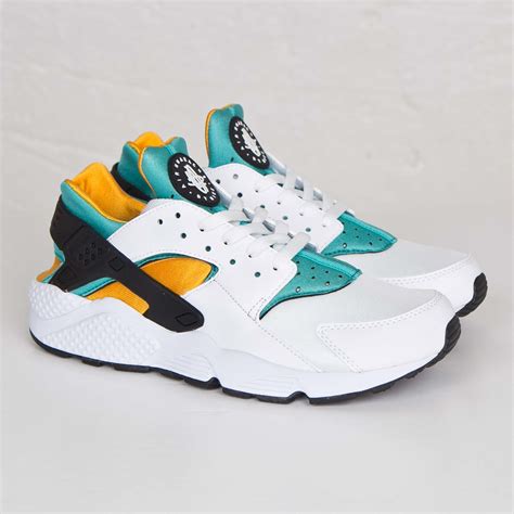 huarache shoes.